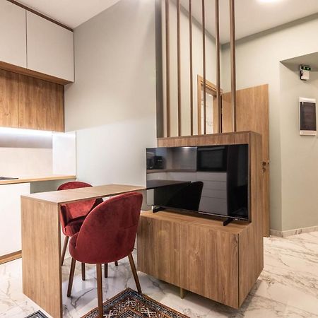 Cozy Apartment - 8' To Panormou Metro Station 아테네 외부 사진